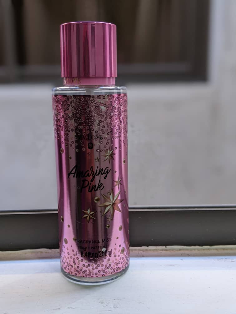 Vvlove body mist (amazing pink)